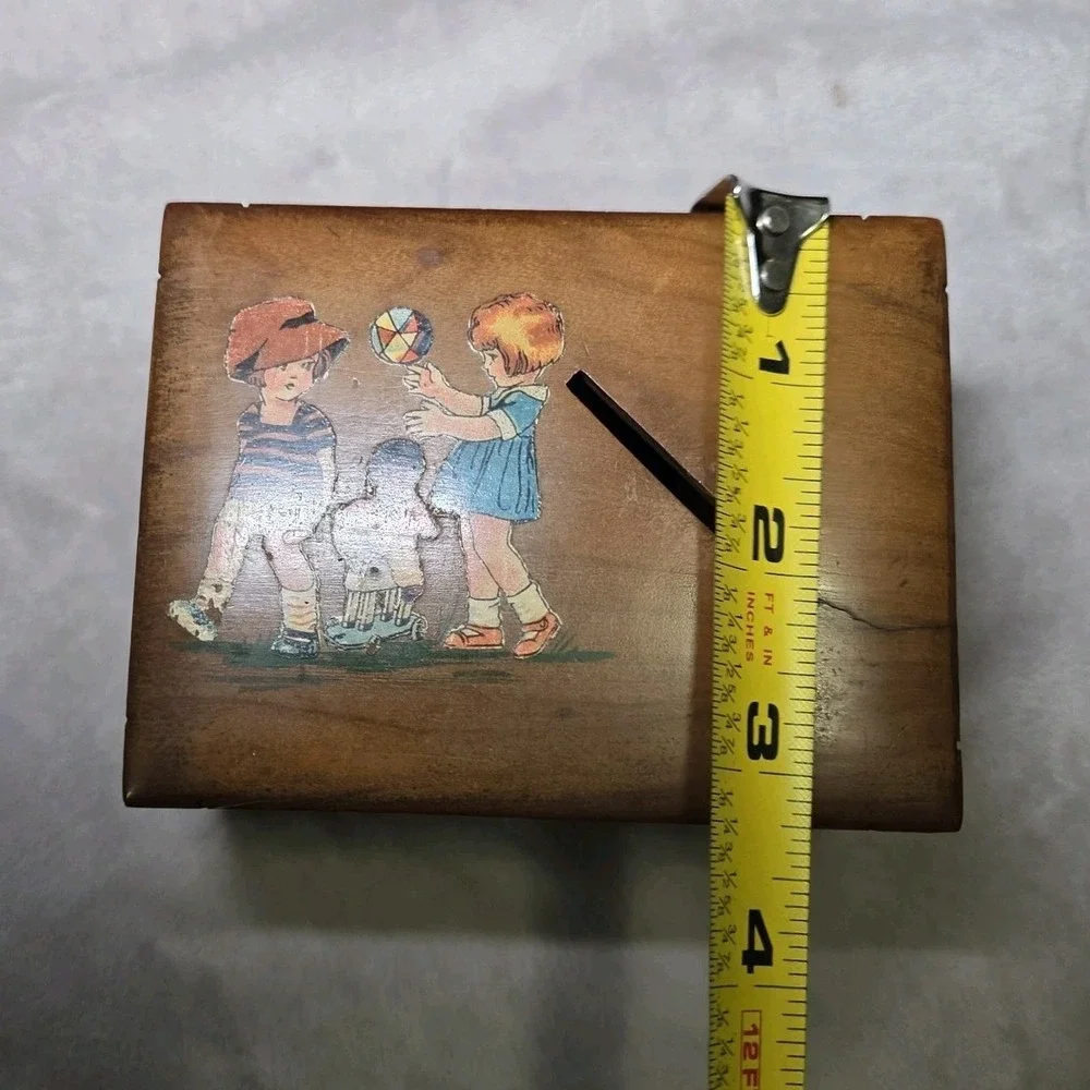 Vintage Wooden Keepsake Box Dutch Children Folk Art Trinket Money Souvenir Box